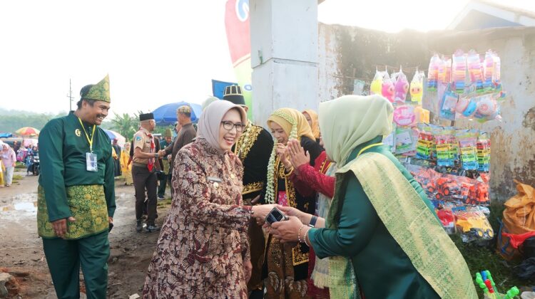 Ⓒ Hak cipta foto di atas dikembalikan sesungguhnya kepada pemilik foto Ⓒ Hak cipta foto di atas dikembalikan sesungguhnya kepada pemilik foto