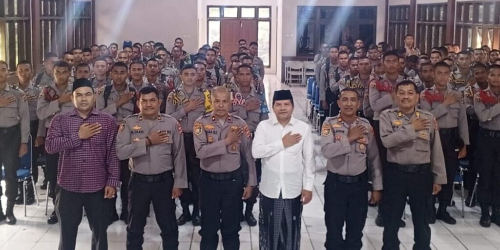 Ⓒ Hak cipta foto di atas dikembalikan sesungguhnya kepada pemilik foto