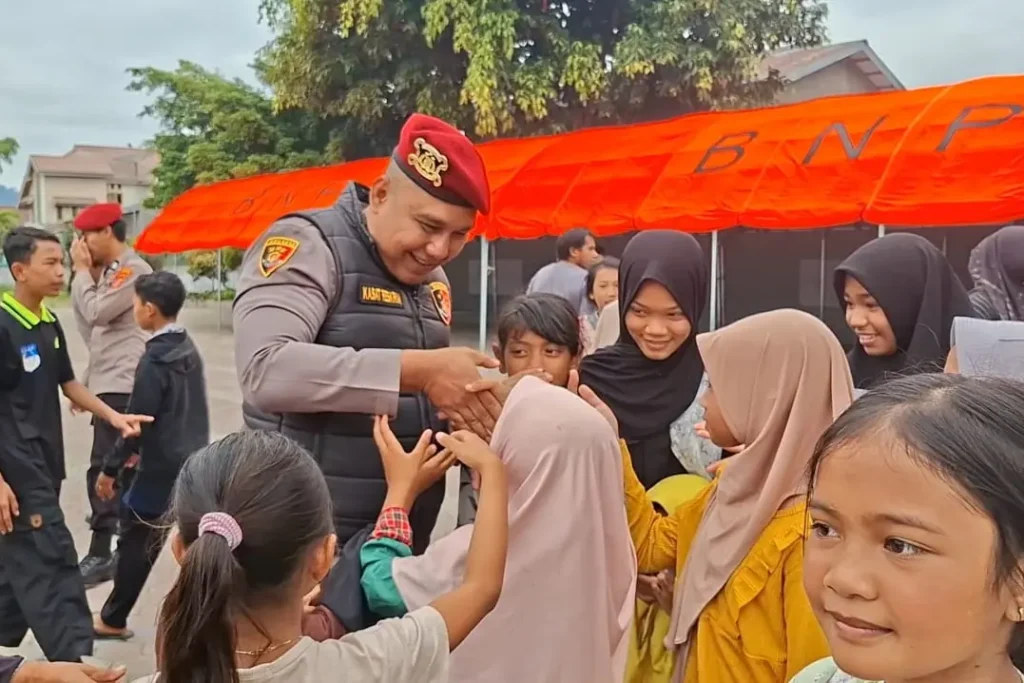 Ⓒ Hak cipta foto di atas dikembalikan sesungguhnya kepada pemilik foto