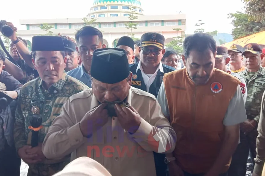 Ⓒ Hak cipta foto di atas dikembalikan sesungguhnya kepada pemilik foto Ⓒ Hak cipta foto di atas dikembalikan sesungguhnya kepada pemilik foto