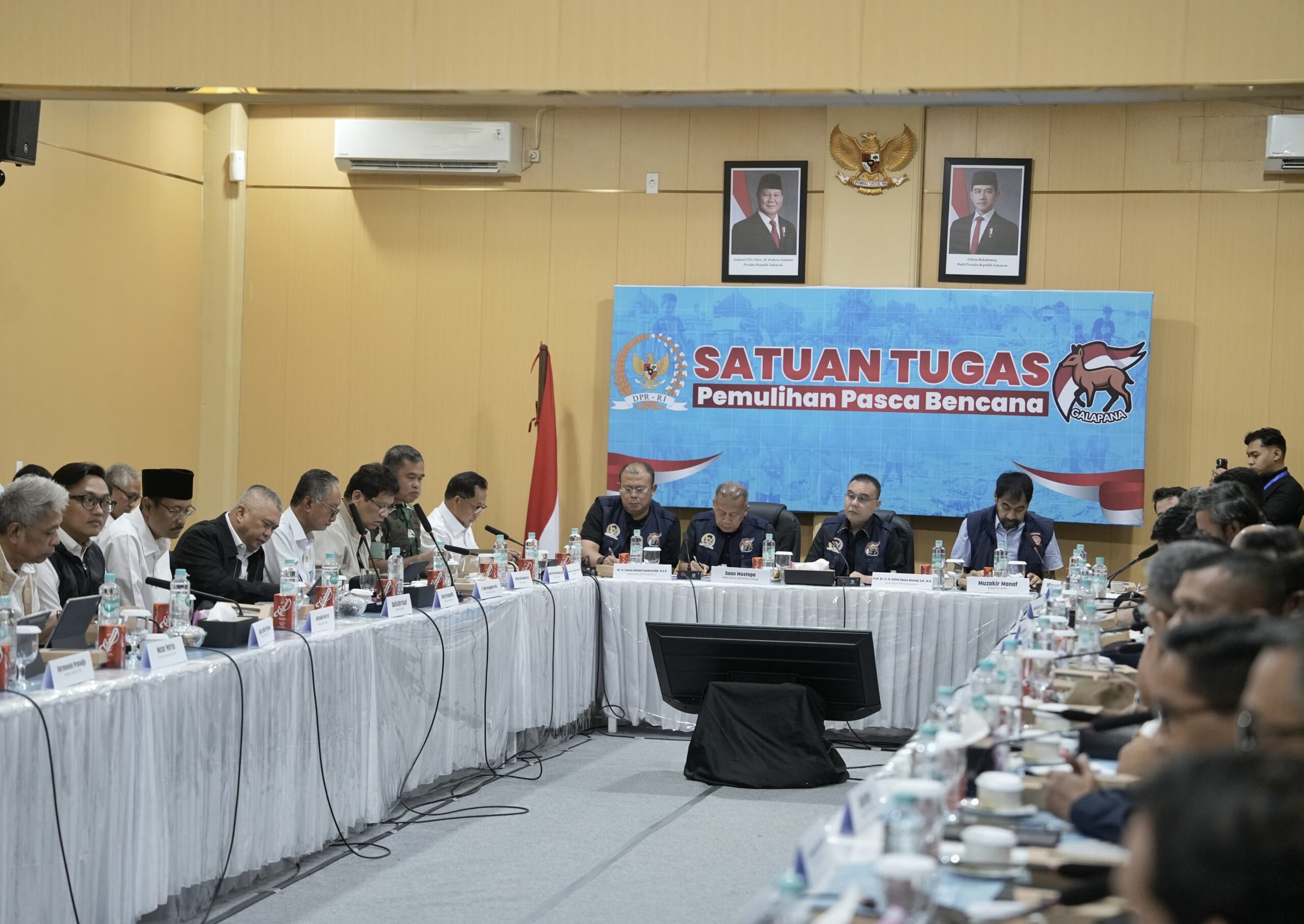 Line1News - Menyambung Informasi Masyarakat