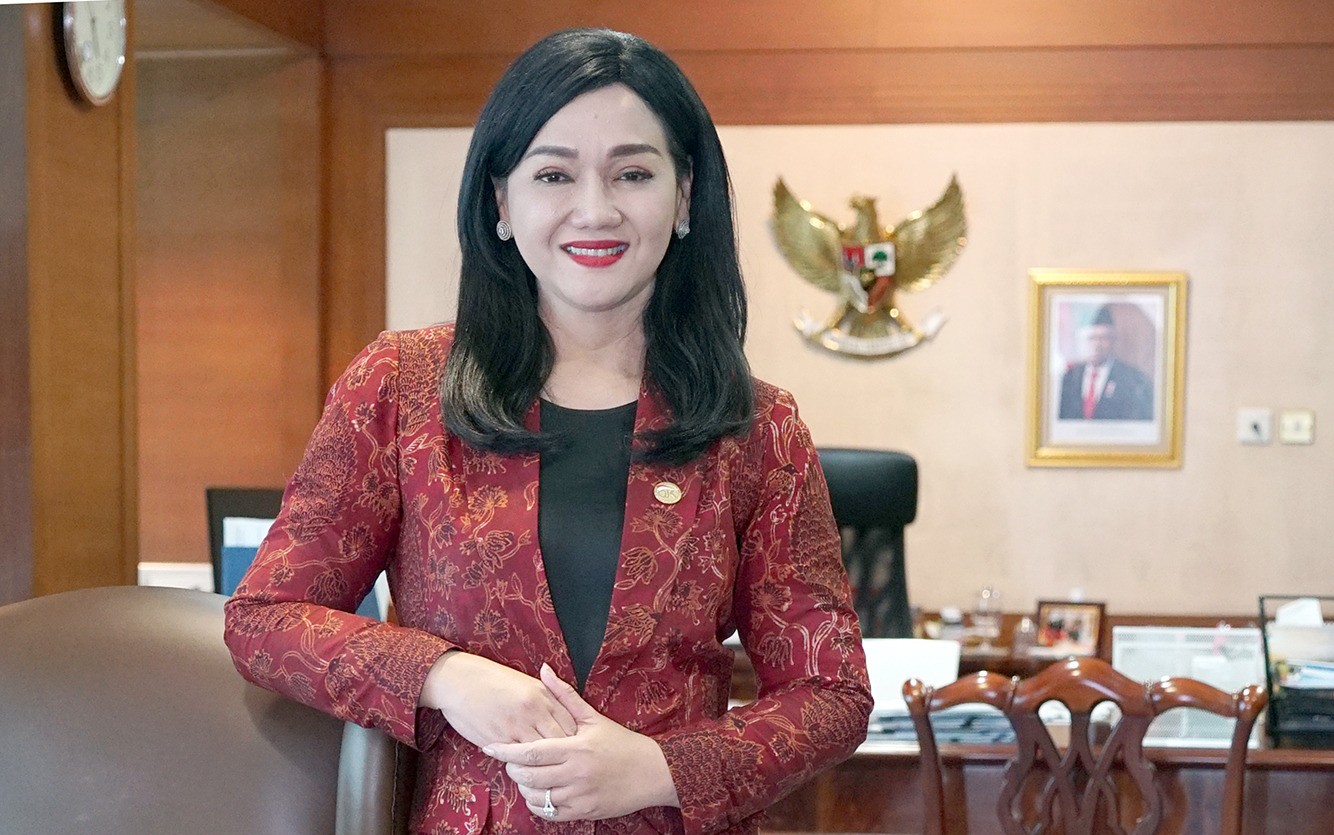 Intip Garasi Friderica Widyasari, Bos Baru OJK yang Viral