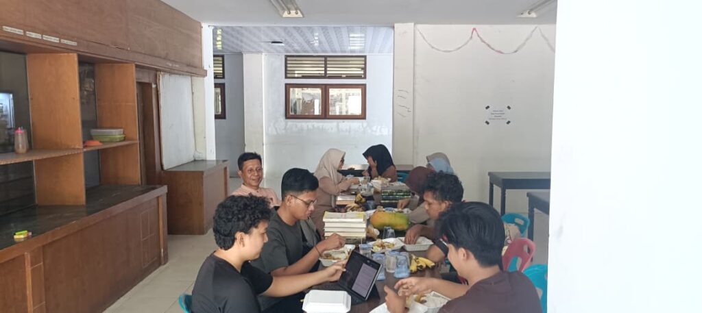 Ⓒ Hak cipta foto di atas dikembalikan sesungguhnya kepada pemilik foto