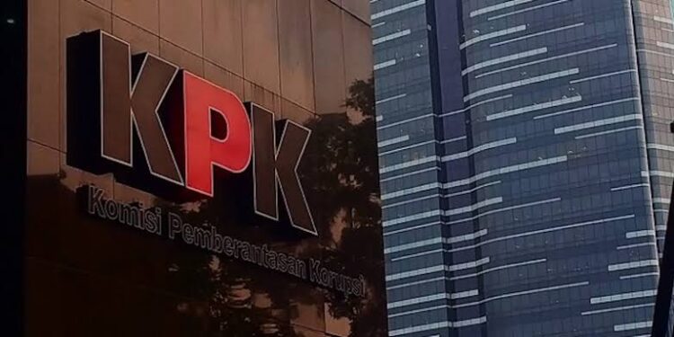 Ⓒ Hak cipta foto di atas dikembalikan sesungguhnya kepada pemilik foto Ⓒ Hak cipta foto di atas dikembalikan sesungguhnya kepada pemilik foto