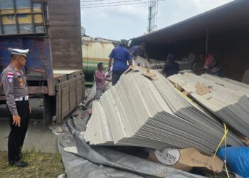 Kecelakaan Truk CPO dan Tronton di Bireuen, Jalur Nasional Sempat Lumpuh