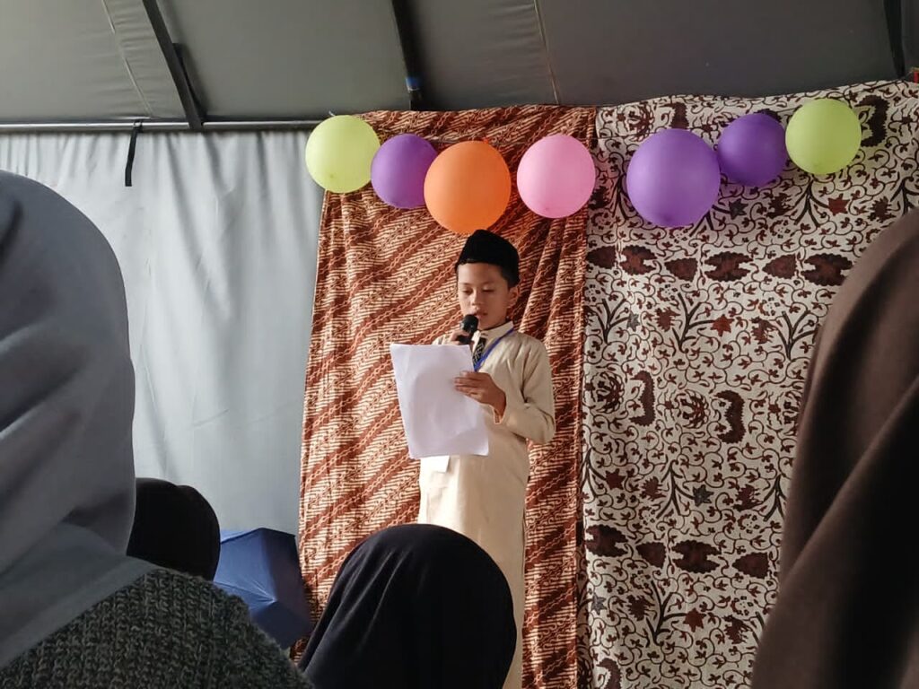 Ⓒ Hak cipta foto di atas dikembalikan sesungguhnya kepada pemilik foto