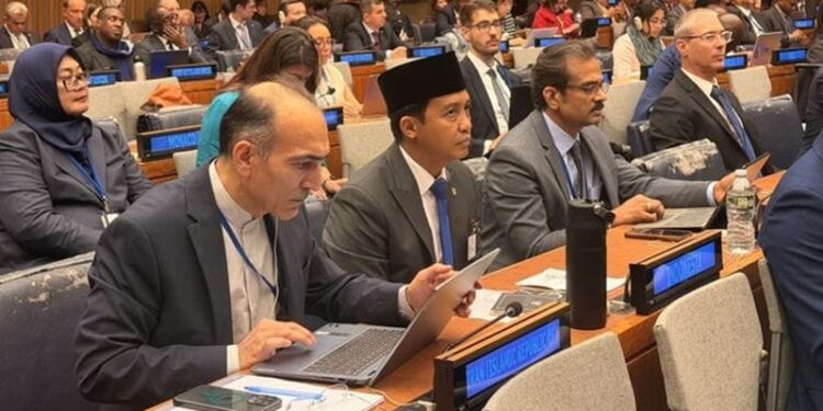 Ⓒ Hak cipta foto di atas dikembalikan sesungguhnya kepada pemilik foto Ⓒ Hak cipta foto di atas dikembalikan sesungguhnya kepada pemilik foto