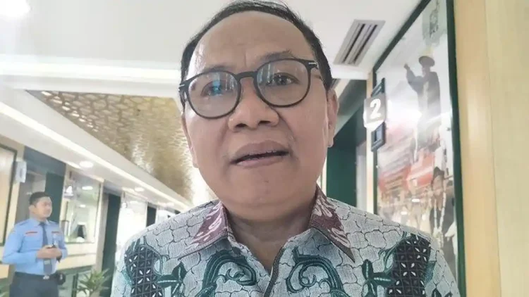 Ⓒ Hak cipta foto di atas dikembalikan sesungguhnya kepada pemilik foto Ⓒ Hak cipta foto di atas dikembalikan sesungguhnya kepada pemilik foto