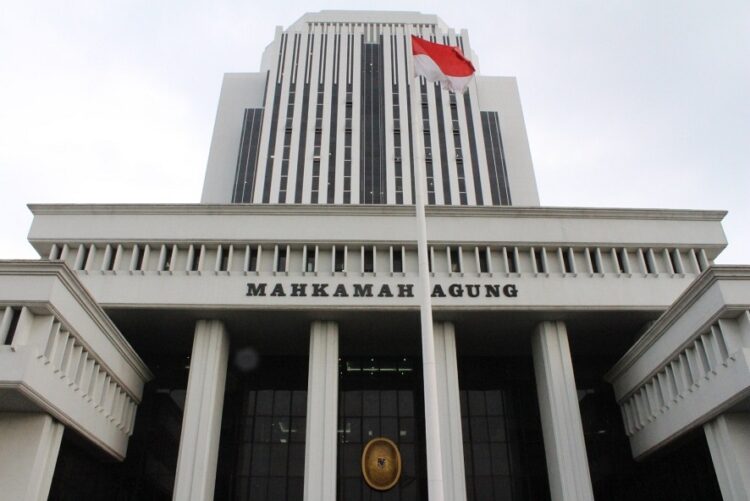 Ⓒ Hak cipta foto di atas dikembalikan sesungguhnya kepada pemilik foto Ⓒ Hak cipta foto di atas dikembalikan sesungguhnya kepada pemilik foto