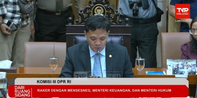 Ⓒ Hak cipta foto di atas dikembalikan sesungguhnya kepada pemilik foto