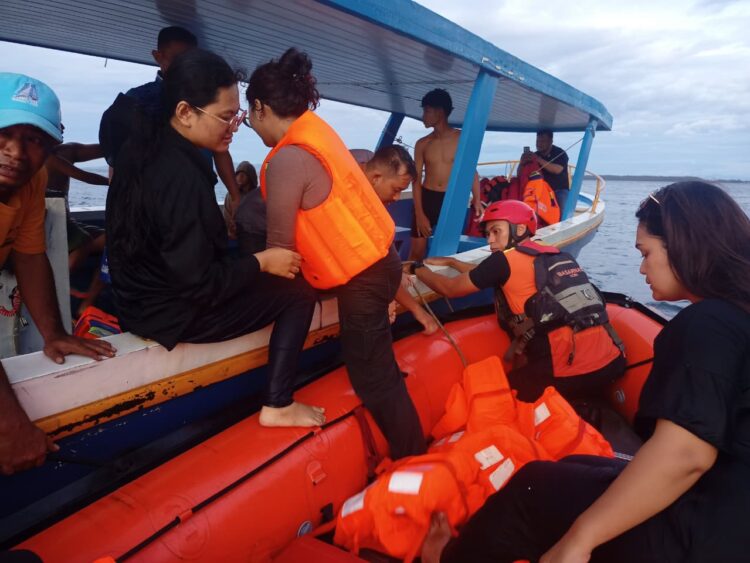 Ⓒ Hak cipta foto di atas dikembalikan sesungguhnya kepada pemilik foto