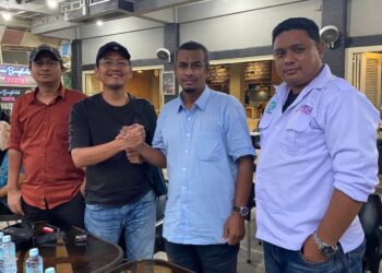 Muhammad Saman, S.Ag saat memberikan keterangan mengenai kesiapannya maju sebagai Ketua PWI Aceh.