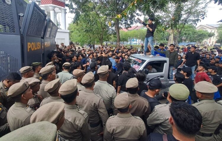 Ⓒ Hak cipta foto di atas dikembalikan sesungguhnya kepada pemilik foto