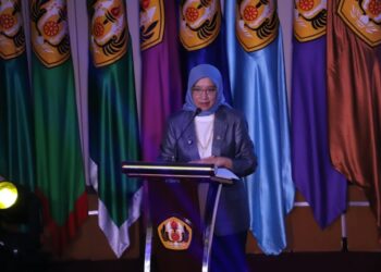 Menteri PANRB Rini Widyantini memberikan sambutan mengenai pengembangan talenta digital ASN dalam acara Universitas Padjadjaran Talent & Employer Partnership Summit 2026, Senin (18/5/2026).
