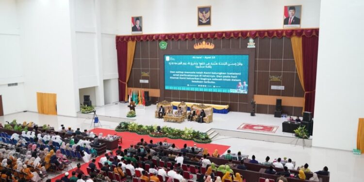 Ⓒ Hak cipta foto di atas dikembalikan sesungguhnya kepada pemilik foto Ⓒ Hak cipta foto di atas dikembalikan sesungguhnya kepada pemilik foto