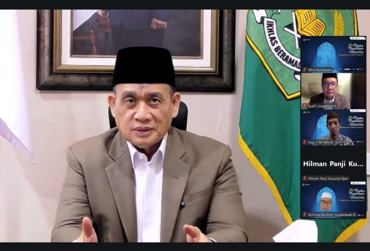 Ⓒ Hak cipta foto di atas dikembalikan sesungguhnya kepada pemilik foto