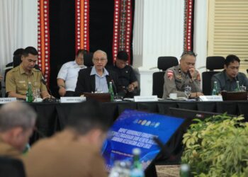 Wali Nanggroe Aceh Malik Mahmud Al Haytar memimpin rapat koordinasi terkait polemik JKA.