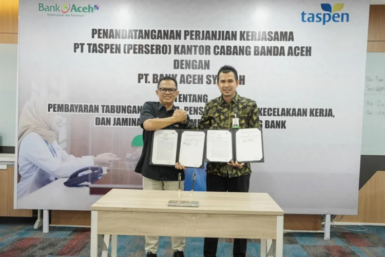 Ⓒ Hak cipta foto di atas dikembalikan sesungguhnya kepada pemilik foto Ⓒ Hak cipta foto di atas dikembalikan sesungguhnya kepada pemilik foto