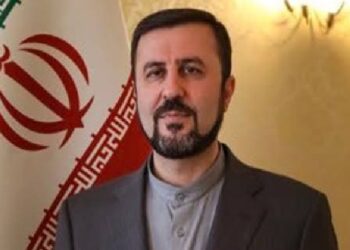 Diplomasi Iran: Perdamaian Berbasis Kekuatan & Martabat