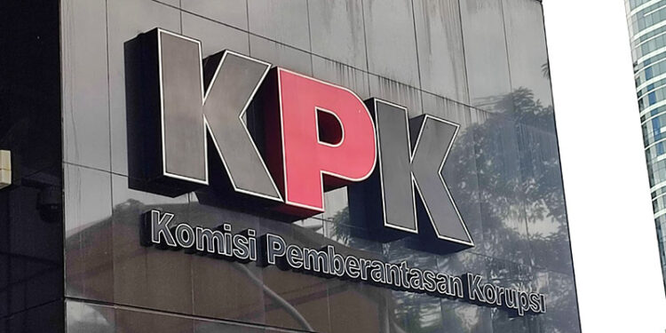 Ⓒ Hak cipta foto di atas dikembalikan sesungguhnya kepada pemilik foto Ⓒ Hak cipta foto di atas dikembalikan sesungguhnya kepada pemilik foto