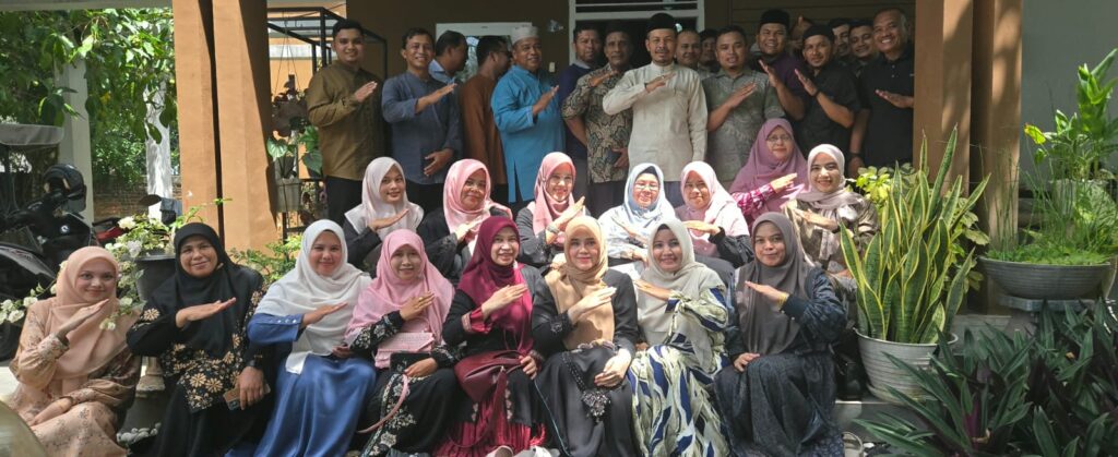 Ⓒ Hak cipta foto di atas dikembalikan sesungguhnya kepada pemilik foto Ⓒ Hak cipta foto di atas dikembalikan sesungguhnya kepada pemilik foto