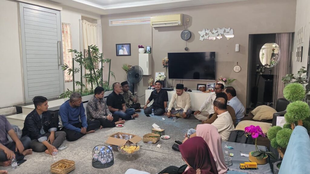 Ⓒ Hak cipta foto di atas dikembalikan sesungguhnya kepada pemilik foto Ⓒ Hak cipta foto di atas dikembalikan sesungguhnya kepada pemilik foto