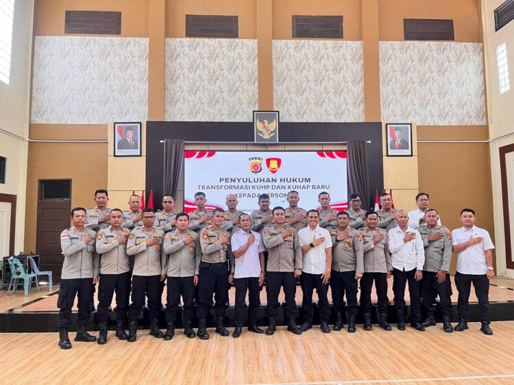 Ⓒ Hak cipta foto di atas dikembalikan sesungguhnya kepada pemilik foto Ⓒ Hak cipta foto di atas dikembalikan sesungguhnya kepada pemilik foto