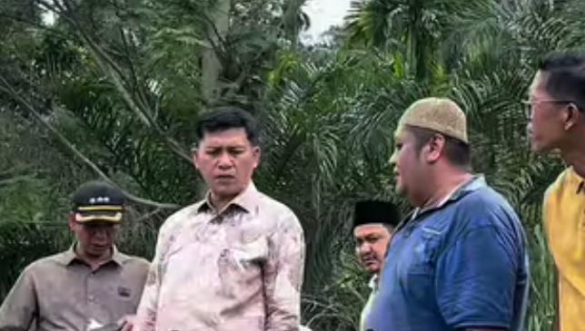 Ⓒ Hak cipta foto di atas dikembalikan sesungguhnya kepada pemilik foto Ⓒ Hak cipta foto di atas dikembalikan sesungguhnya kepada pemilik foto