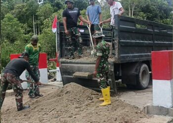 TNI Rampungkan 2 Jembatan di Pelosok Trumon Aceh Selatan