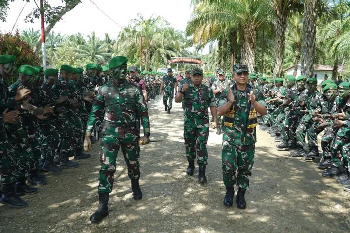 Ⓒ Hak cipta foto di atas dikembalikan sesungguhnya kepada pemilik foto Ⓒ Hak cipta foto di atas dikembalikan sesungguhnya kepada pemilik foto