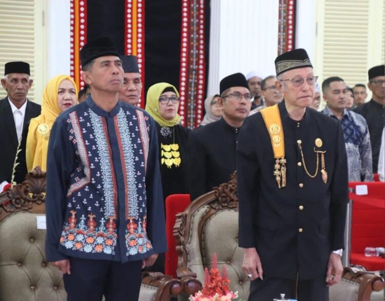 Ⓒ Hak cipta foto di atas dikembalikan sesungguhnya kepada pemilik foto Ⓒ Hak cipta foto di atas dikembalikan sesungguhnya kepada pemilik foto