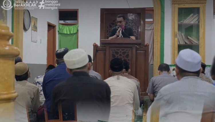 Ⓒ Hak cipta foto di atas dikembalikan sesungguhnya kepada pemilik foto Ⓒ Hak cipta foto di atas dikembalikan sesungguhnya kepada pemilik foto