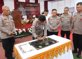 Kapolda Aceh Irjen Pol Marzuki Ali Basyah saat kunjungan kerja di Polres Subulussalam.