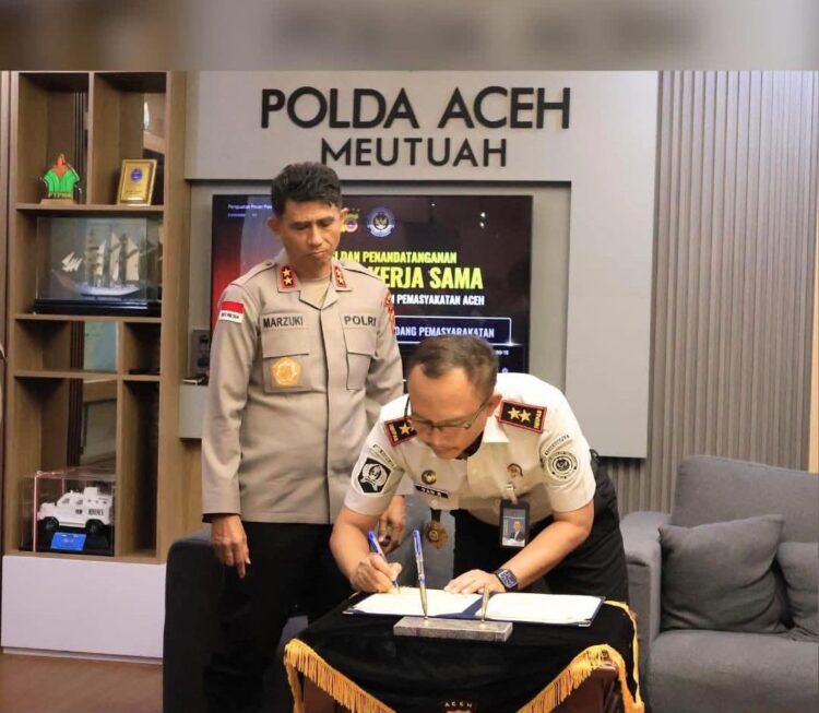 Ⓒ Hak cipta foto di atas dikembalikan sesungguhnya kepada pemilik foto Ⓒ Hak cipta foto di atas dikembalikan sesungguhnya kepada pemilik foto