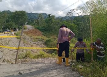 Jalur KKA Rawan Longsor, Polisi Pasang Rambu Jelang Lebaran