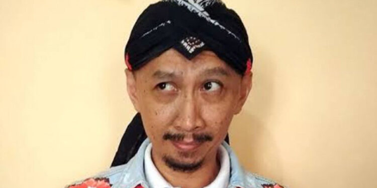 Ⓒ Hak cipta foto di atas dikembalikan sesungguhnya kepada pemilik foto Ⓒ Hak cipta foto di atas dikembalikan sesungguhnya kepada pemilik foto