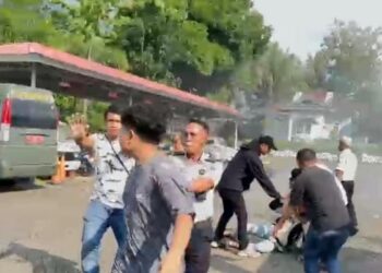 Demo Tak Berizin di Lapas Sungguminasa Berujung Perusakan