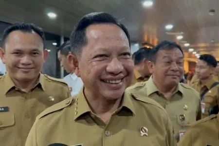 Ⓒ Hak cipta foto di atas dikembalikan sesungguhnya kepada pemilik foto Ⓒ Hak cipta foto di atas dikembalikan sesungguhnya kepada pemilik foto