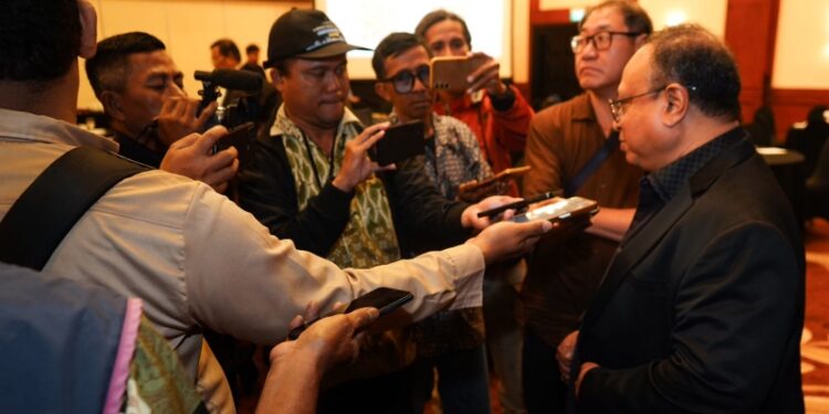 Ⓒ Hak cipta foto di atas dikembalikan sesungguhnya kepada pemilik foto Ⓒ Hak cipta foto di atas dikembalikan sesungguhnya kepada pemilik foto