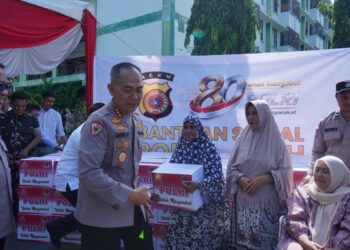 Polda Aceh Salurkan 450 Paket Bansos untuk Warga Banda Aceh Dalam Rangka Hari Bhayangkarak ke 80