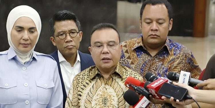 Ⓒ Hak cipta foto di atas dikembalikan sesungguhnya kepada pemilik foto Ⓒ Hak cipta foto di atas dikembalikan sesungguhnya kepada pemilik foto