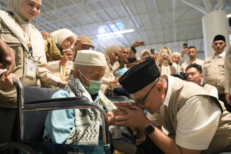 Ⓒ Hak cipta foto di atas dikembalikan sesungguhnya kepada pemilik foto Ⓒ Hak cipta foto di atas dikembalikan sesungguhnya kepada pemilik foto