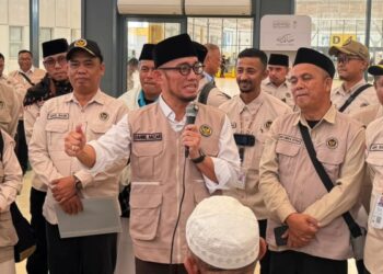 Wamenhaj Dahnil Bongkar Penipuan Badal Haji KBIHU