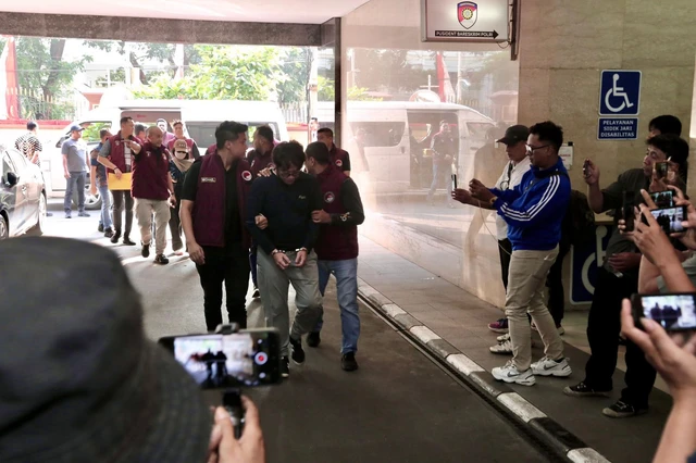 Ⓒ Hak cipta foto di atas dikembalikan sesungguhnya kepada pemilik foto Ⓒ Hak cipta foto di atas dikembalikan sesungguhnya kepada pemilik foto