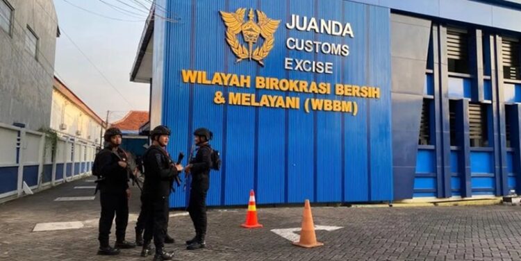 Ⓒ Hak cipta foto di atas dikembalikan sesungguhnya kepada pemilik foto Ⓒ Hak cipta foto di atas dikembalikan sesungguhnya kepada pemilik foto