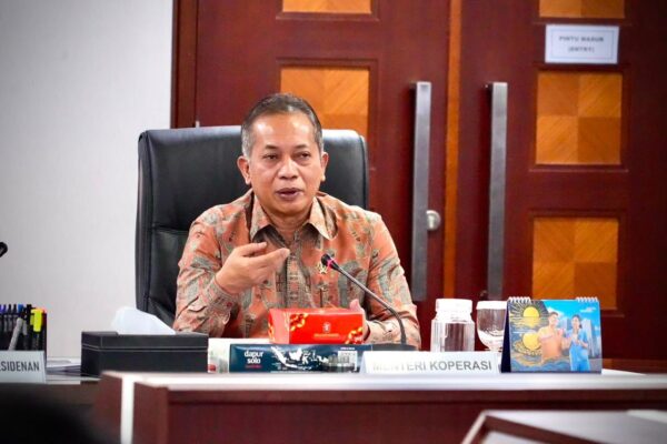 Ⓒ Hak cipta foto di atas dikembalikan sesungguhnya kepada pemilik foto Ⓒ Hak cipta foto di atas dikembalikan sesungguhnya kepada pemilik foto