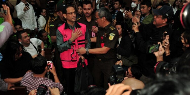 Ⓒ Hak cipta foto di atas dikembalikan sesungguhnya kepada pemilik foto Ⓒ Hak cipta foto di atas dikembalikan sesungguhnya kepada pemilik foto