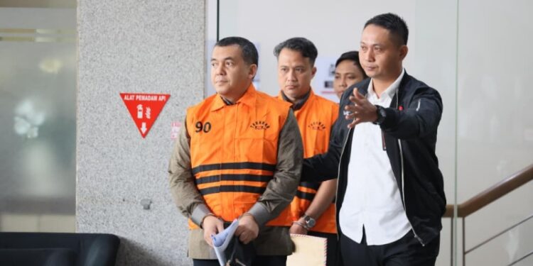 Ⓒ Hak cipta foto di atas dikembalikan sesungguhnya kepada pemilik foto Ⓒ Hak cipta foto di atas dikembalikan sesungguhnya kepada pemilik foto