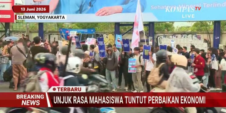 Ⓒ Hak cipta foto di atas dikembalikan sesungguhnya kepada pemilik foto Ⓒ Hak cipta foto di atas dikembalikan sesungguhnya kepada pemilik foto