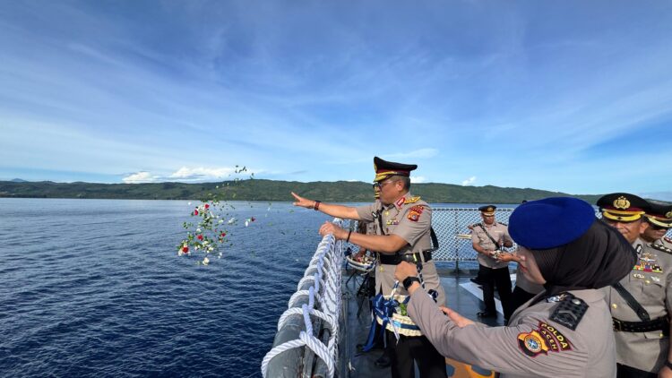 Ⓒ Hak cipta foto di atas dikembalikan sesungguhnya kepada pemilik foto Ⓒ Hak cipta foto di atas dikembalikan sesungguhnya kepada pemilik foto